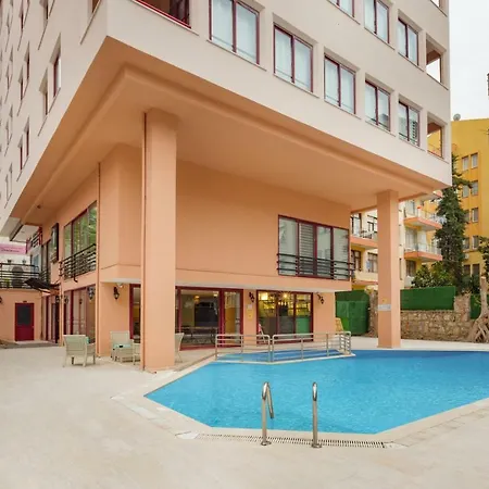 King's Aparthotel 2*